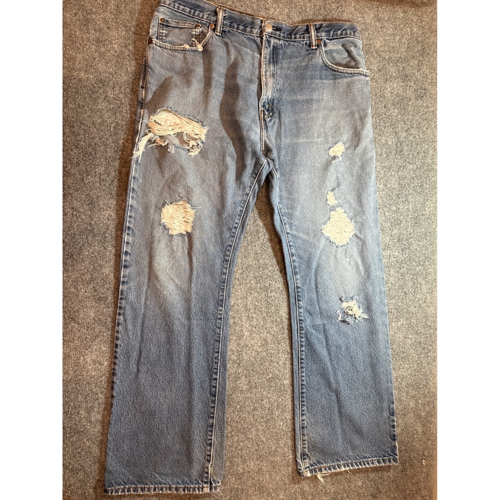 Levis 517 Y2K Mens Jeans 36x31/32 Bootcut Light Wash Distressed Ripped Grunge